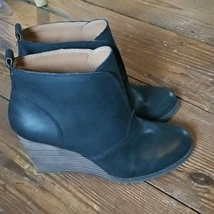 Lucky Brand wedge bootie 10